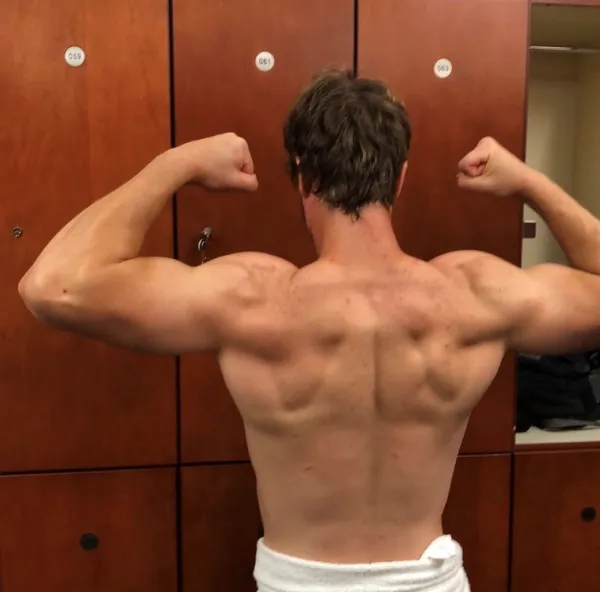 flexing back muscles